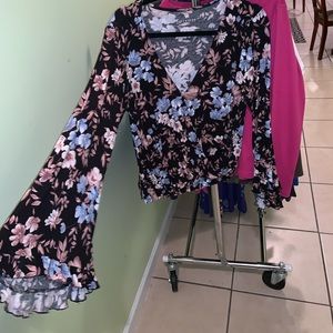 AE cross body soft & sexy top